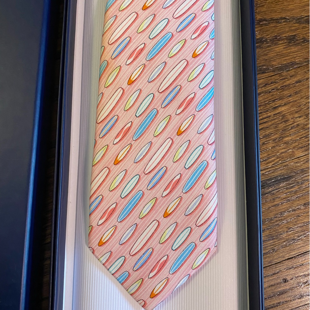 NWT Boys Vineyard Vines Surfboard tie TWINS